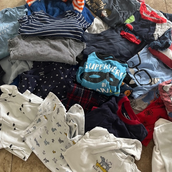 Children’s clothing 24 months-4 yr - Picture 2 of 3